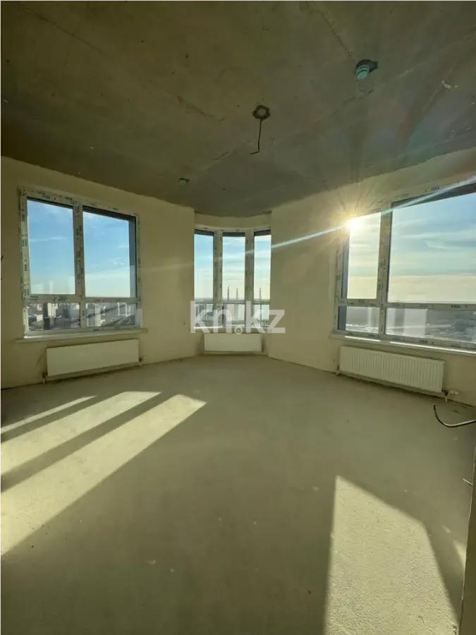 Продажа 3-комнатной квартиры, 82.11 м², пр. Мангилик Ел, дом  61 в Астане