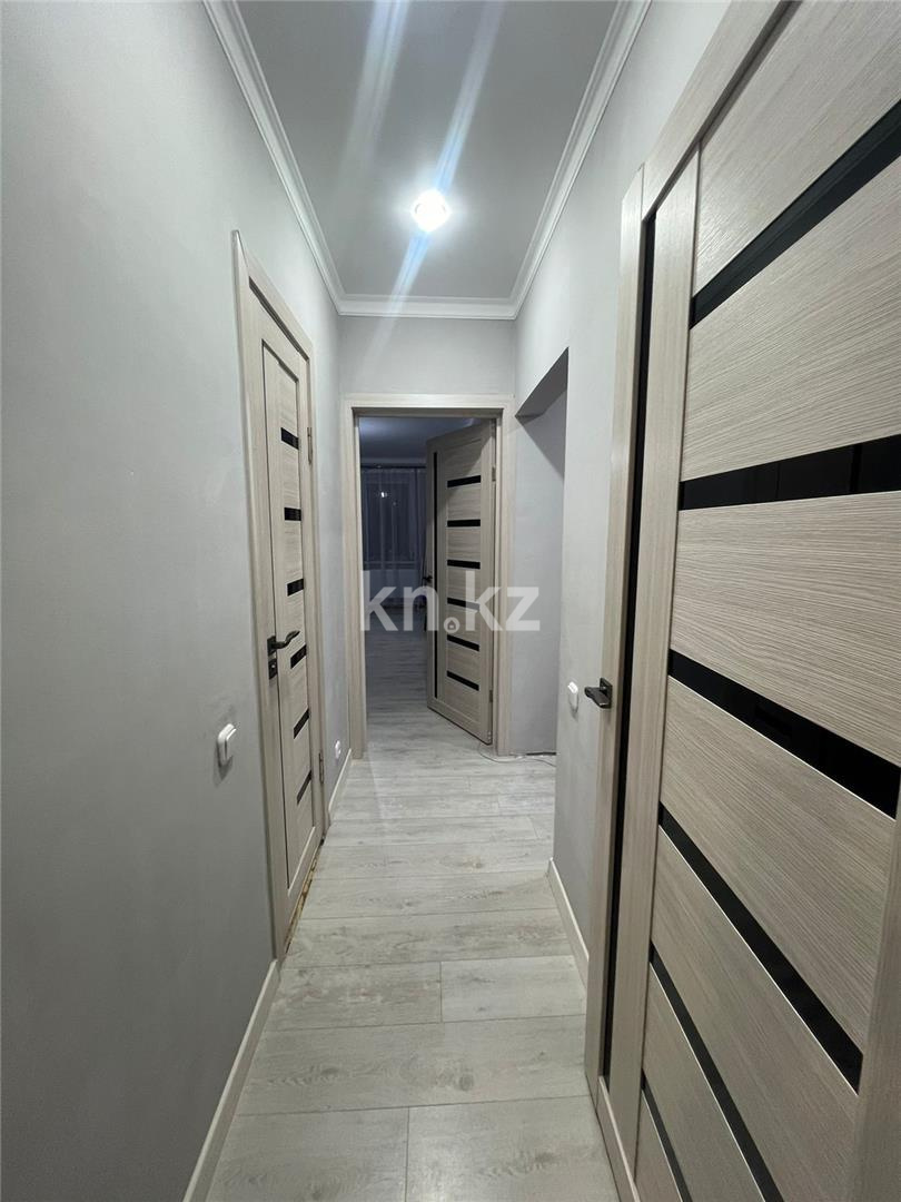 Продажа 2-комнатной квартиры, 52 м², мкрн-н Шапагат, дом  10 в Караганде - фото 9