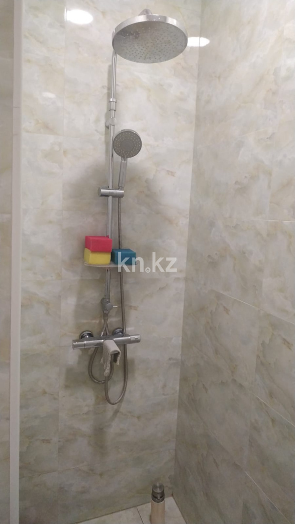 Продажа 2-комнатной квартиры, 55 м², мкр. Гульдер-1, дом  3/4 в Караганде - фото 11