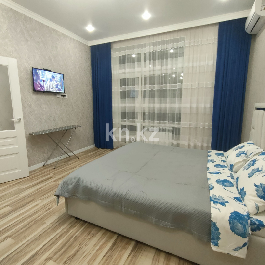 Аренда 1-комнатной квартиры посуточно, 42 м², пр. Туран, дом  46/4 - ул. Орынбор в Астане - фото 6