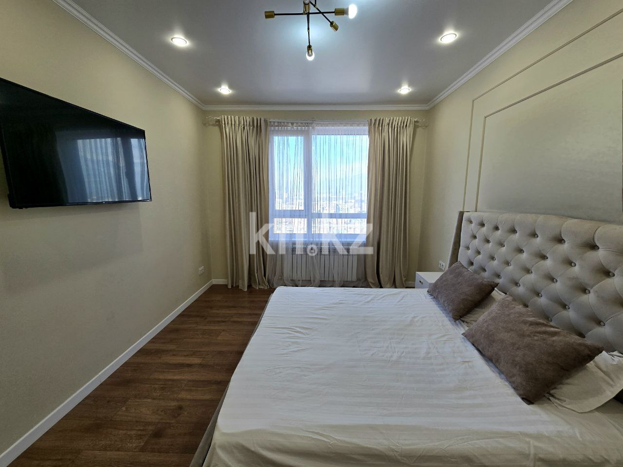 Продажа 3-комнатной квартиры, 111 м², ул. Утепова в Алматы - фото 13