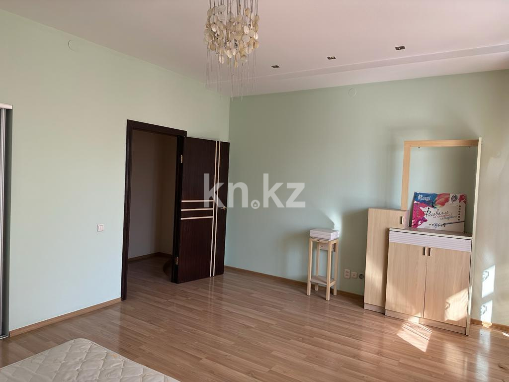 Продажа 2-комнатной квартиры, 82 м², пр. Н. Абдирова в Караганде - фото 6