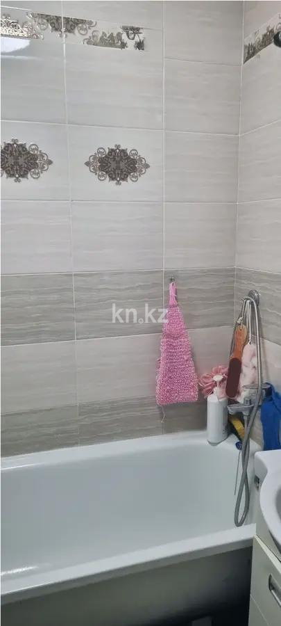 Продажа 4-комнатной квартиры, 108 м², ул. Куйши Дина, дом  39/1 в Астане - фото 6