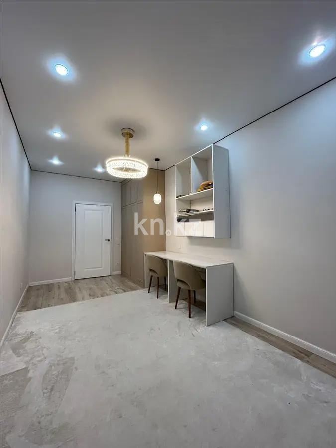 Продажа 2-комнатной квартиры, 65 м² в Астане