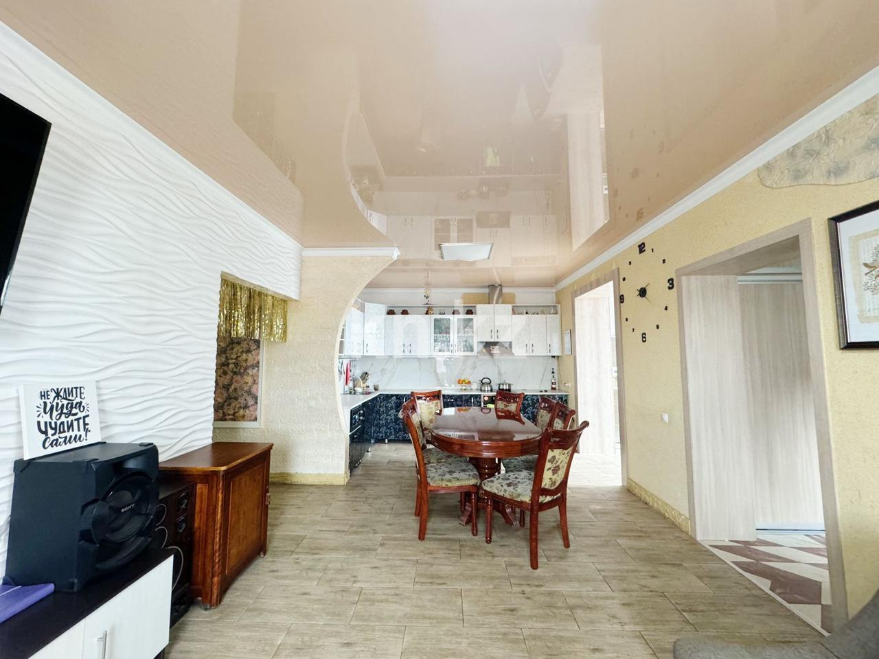 Продажа 4-комнатного дома, 400 м², ул. Абая в Темиртау - фото 2