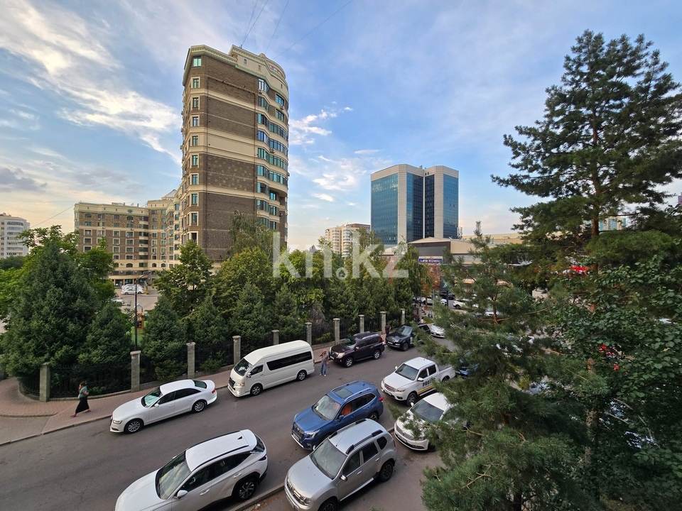 Продажа 2-комнатной квартиры, 58 м² в Алматы - фото 3