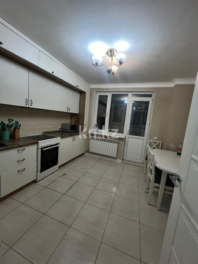 Аренда 2-комнатной квартиры, 70 м² в Астане