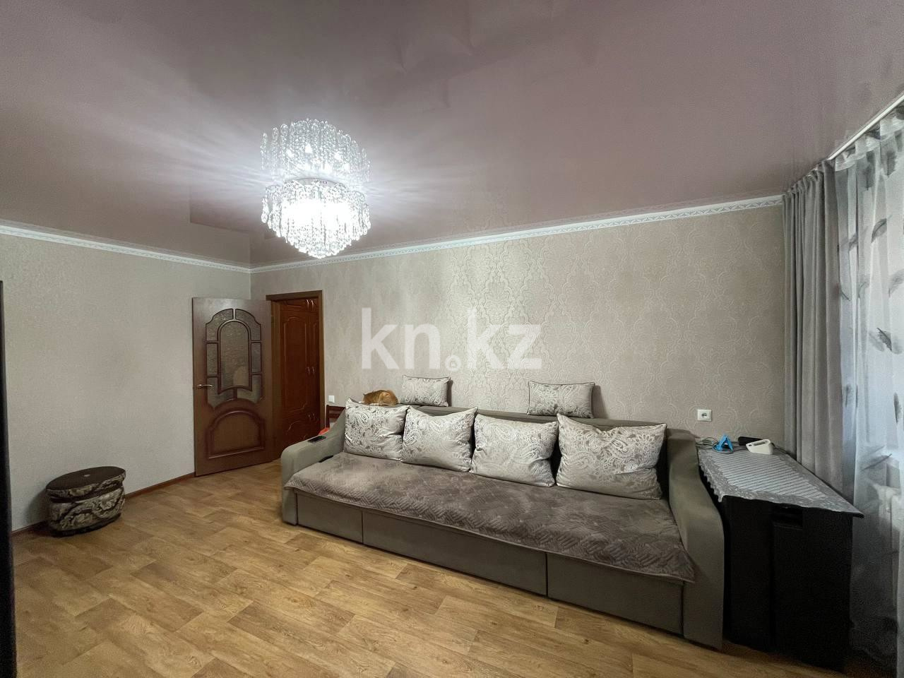 Продажа 4-комнатной квартиры, 61.4 м², ул. Каирбекова, дом  405 в Костанае - фото 14