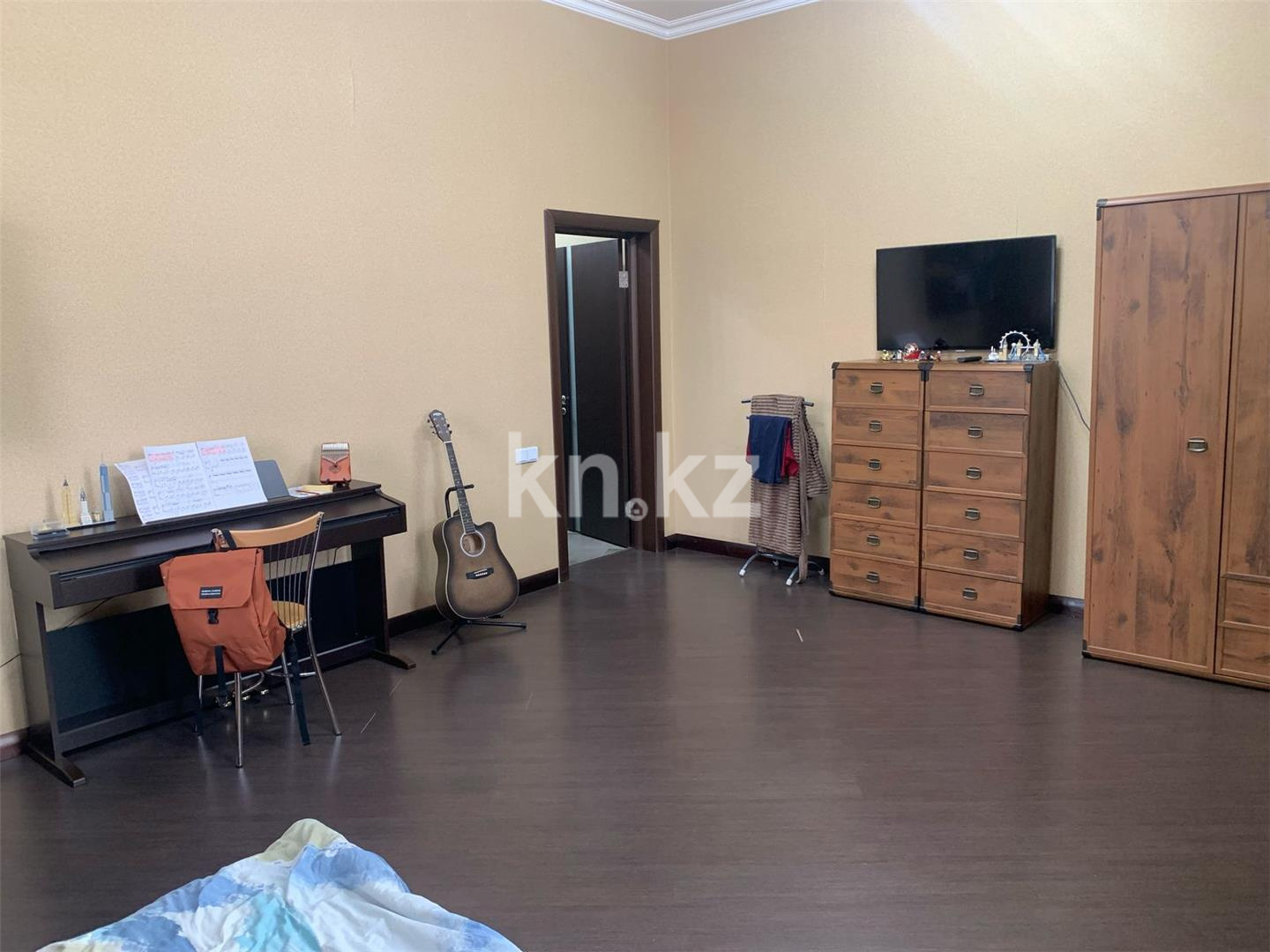 Продажа 7-комнатной квартиры, 391 м², ул. Аманжолова, дом  30 в Караганде - фото 9