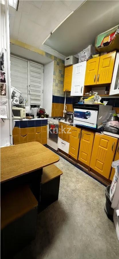 Продажа 3-комнатной квартиры, 56 м², пр. Назарбаева, дом  17 в Караганде - фото 2