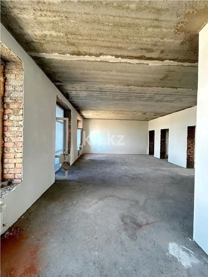 Продажа 3-комнатной квартиры, 114 м² в Караганде