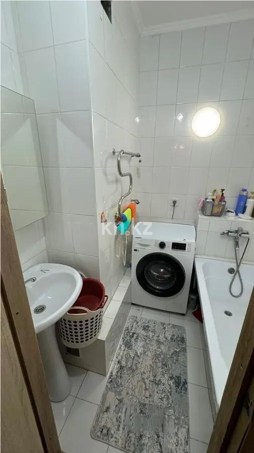 Продажа 2-комнатной квартиры, 56.8 м² в Алматы - фото 4