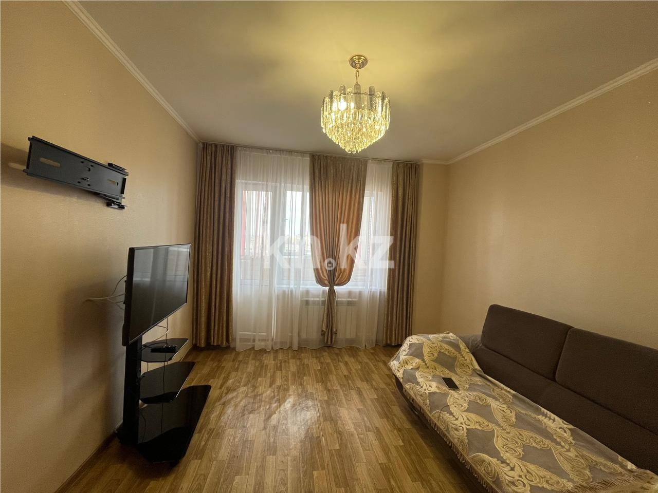 Продажа 2-комнатной квартиры, 65 м² в Караганде
