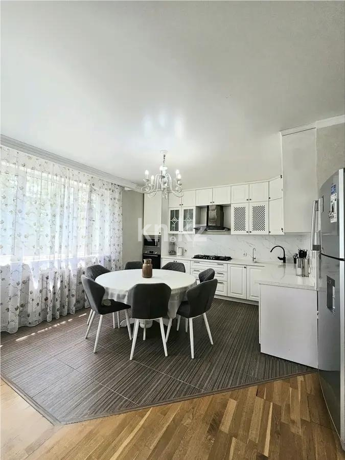 Продажа 4-комнатной квартиры, 129.8 м² в Алматы - фото 4