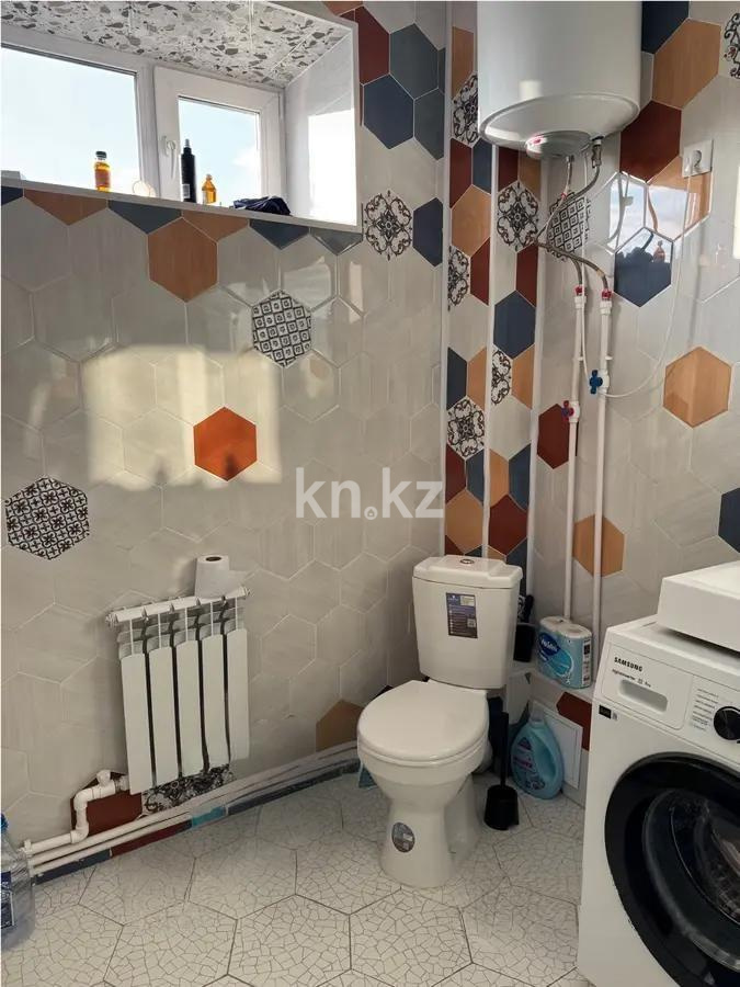 Продажа 2-комнатной квартиры, 63 м², ул. Ермекова, дом  102/1 в Караганде - фото 4