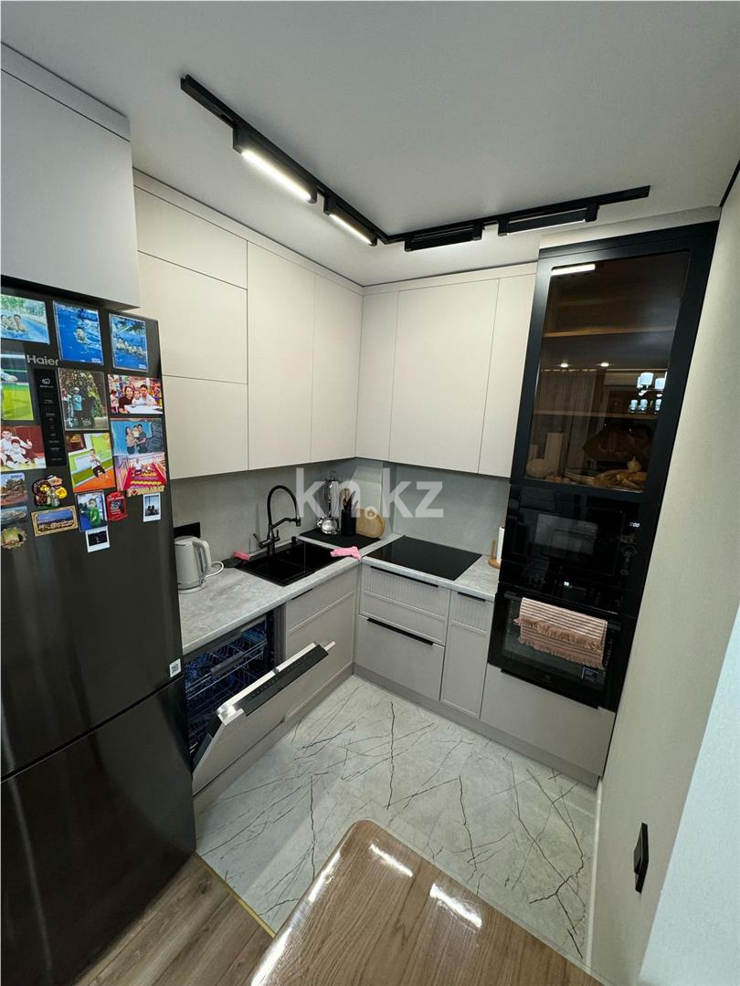 Продажа 3-комнатной квартиры, 66 м², ул. Нажимеденова в Астане - фото 7