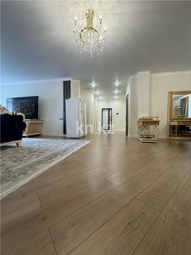 Продажа 4-комнатной квартиры, 198.9 м² в Астане - фото 17