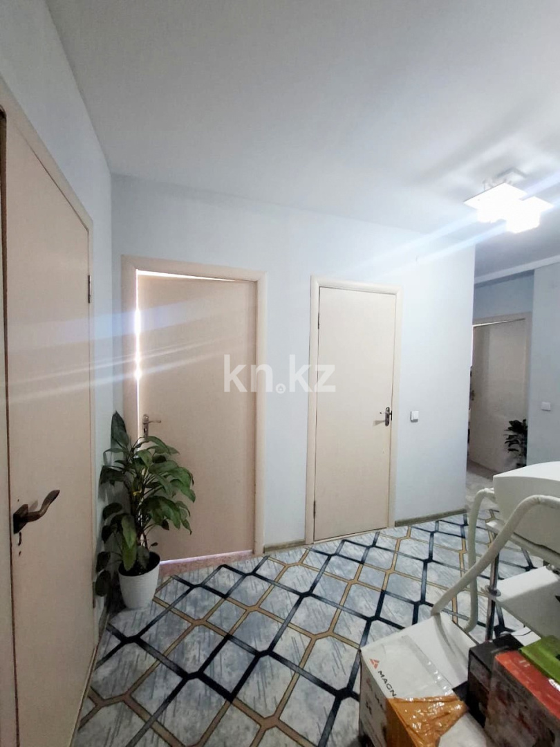 Продажа 3-комнатной квартиры, 57 м² в Алматы - фото 8