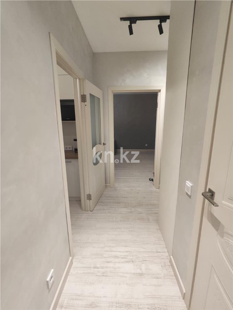 Продажа 2-комнатной квартиры, 55 м², пр. Момышулы в Астане - фото 10