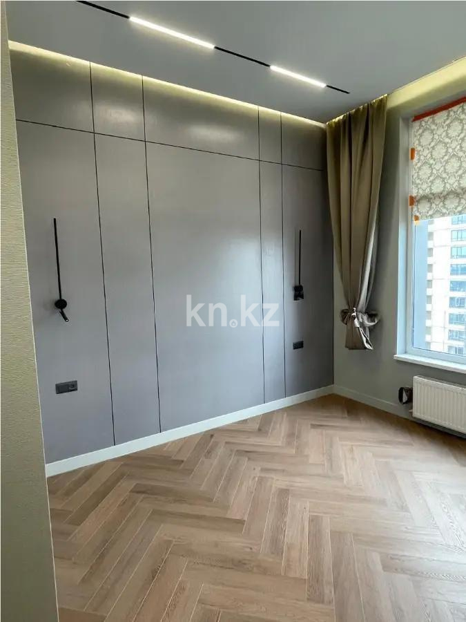 Продажа 3-комнатной квартиры, 93.5 м², пр. Мангилик Ел, дом  61 в Астане