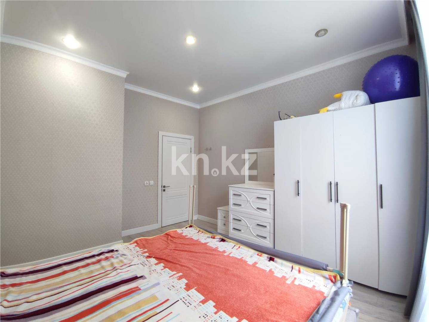 Продажа 2-комнатной квартиры, 61.9 м² в Астане - фото 8