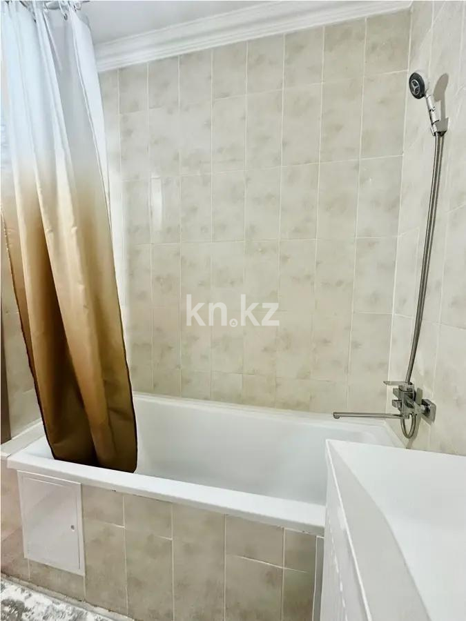 Продажа 3-комнатной квартиры, 79 м², ул. Е-117, дом  41 в Астане - фото 5