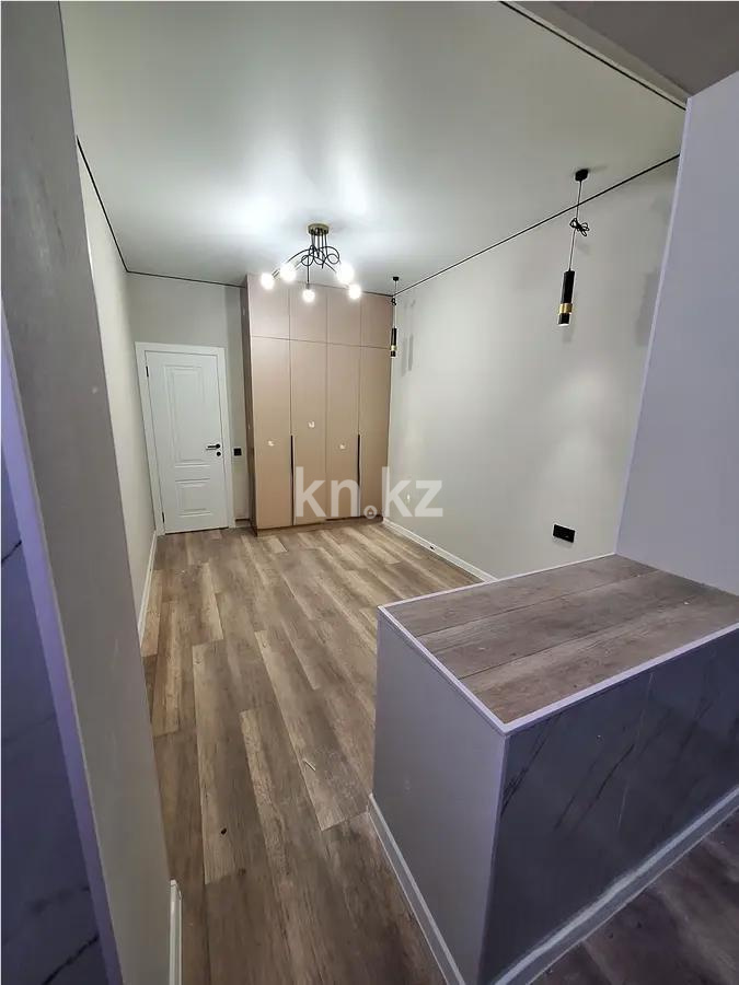 Продажа 2-комнатной квартиры, 37 м², ул. Е-810, дом  2/21 в Астане - фото 3