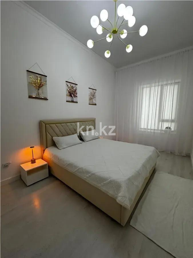 Продажа 1-комнатной квартиры, 40 м², ул. Бейбарыс Султан, дом  27 в Астане