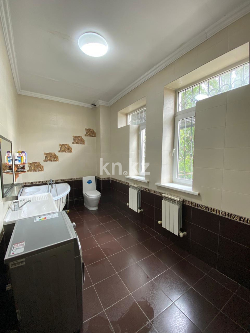 Продажа 7-комнатного дома, 432 м² в Алматы - фото 16