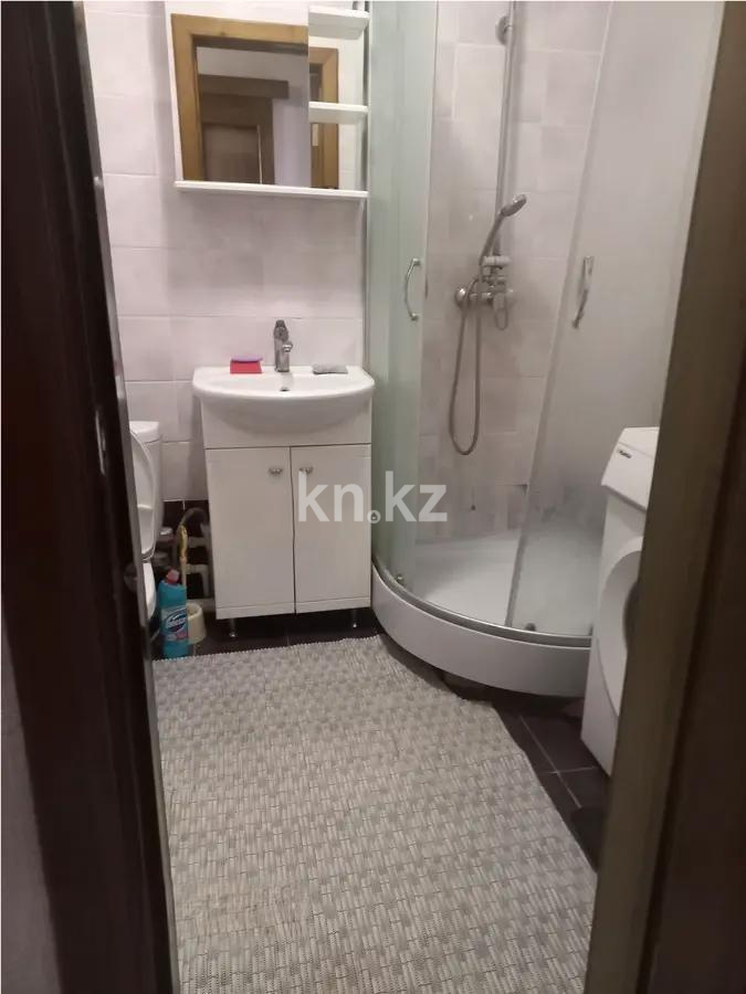 Продажа 1-комнатной квартиры, 43 м², мкр-н Орбита-1, дом  16/2 в Караганде - фото 3