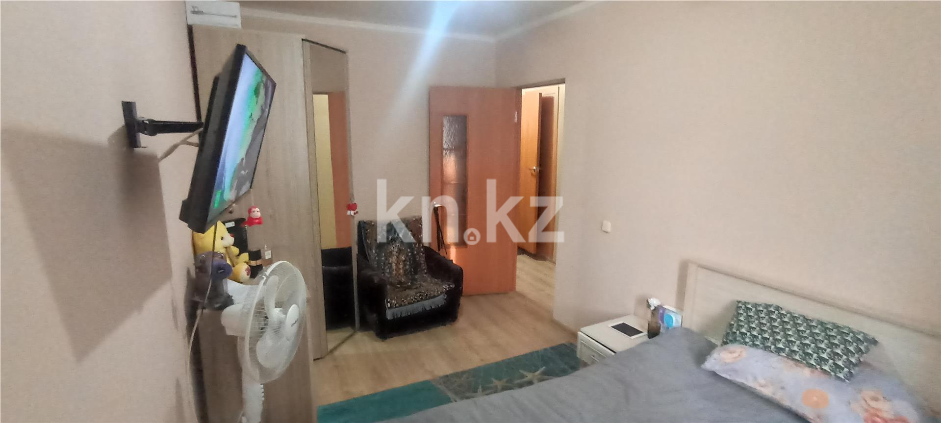 Продажа 4-комнатной квартиры, 60 м², мкр-н 19 в Караганде - фото 3