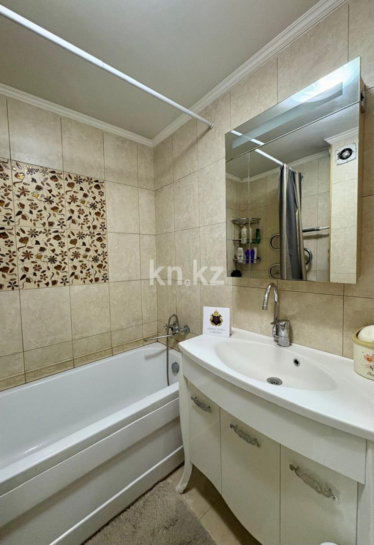 Продажа 3-комнатной квартиры, 70 м², мкр. Мамыр-2 в Алматы - фото 19