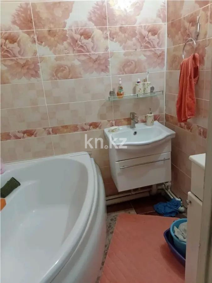 Продажа 2-комнатной квартиры, 45 м², мкр-н Степной-1, дом  5/48 в Караганде - фото 3