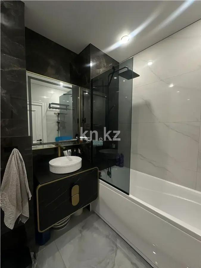 Продажа 2-комнатной квартиры, 72 м² в Алматы - фото 4