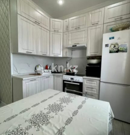 Продажа 3-комнатной квартиры, 76 м², ул. Дюсембекова, дом  44/2 в Караганде - фото 10