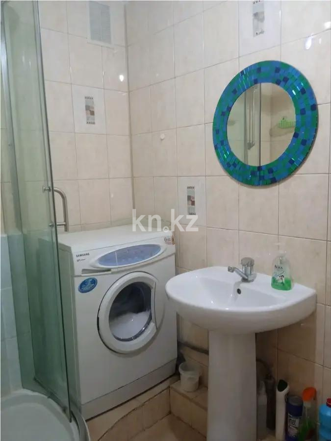 Продажа 3-комнатной квартиры, 63.8 м² в Алматы - фото 3