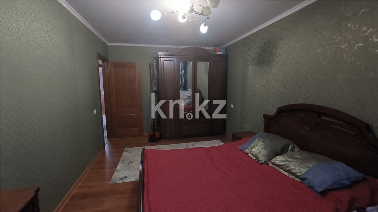 Продажа 3-комнатной квартиры, 63 м², ул. Язева в Караганде - фото 6