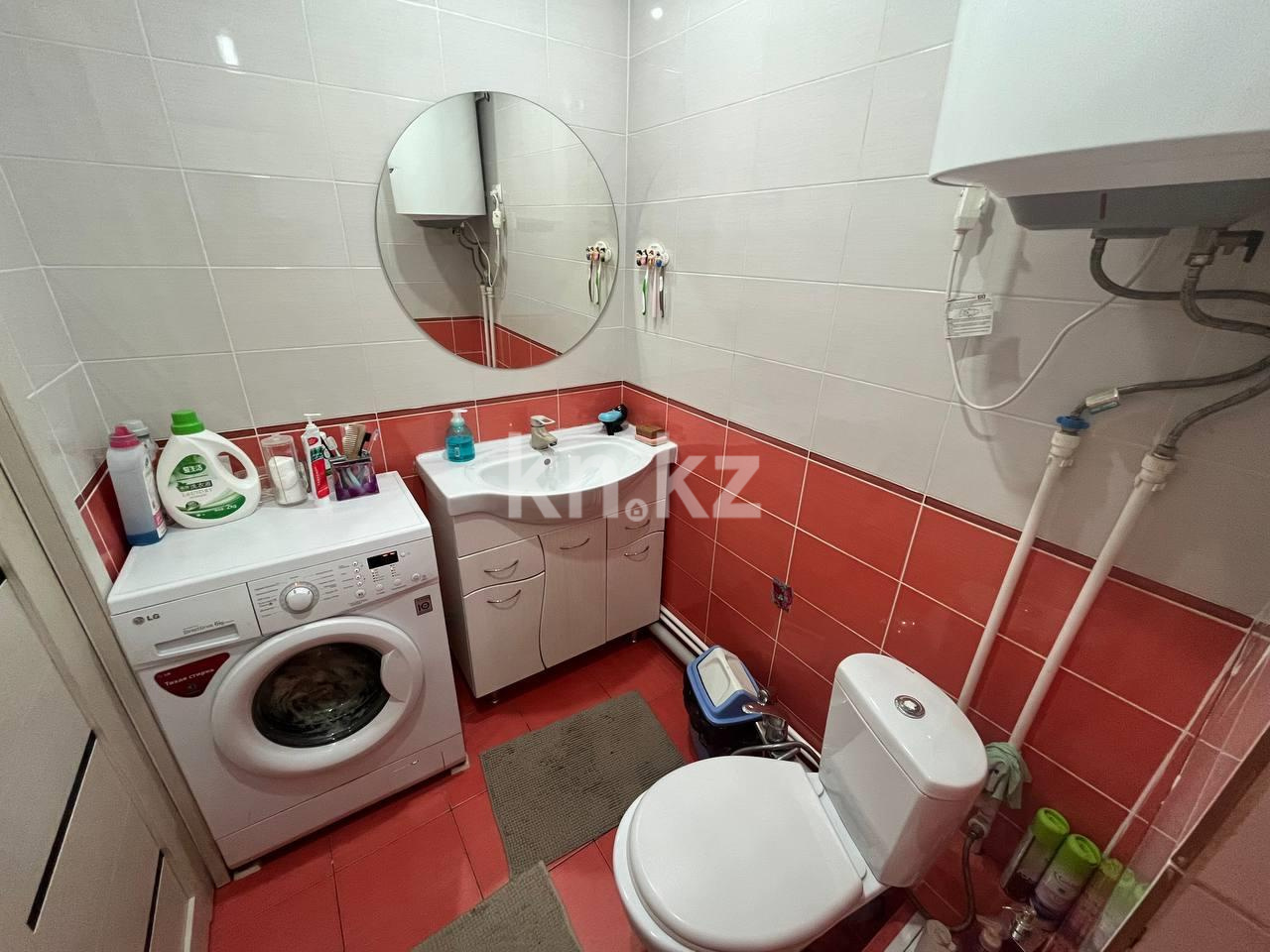 Продажа 2-комнатной квартиры, 54 м², мкр. Голубые Пруды в Караганде - фото 10