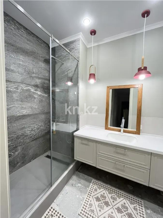 Продажа 4-комнатной квартиры, 135 м², ул. Бокейхана, дом  16 в Астане - фото 6