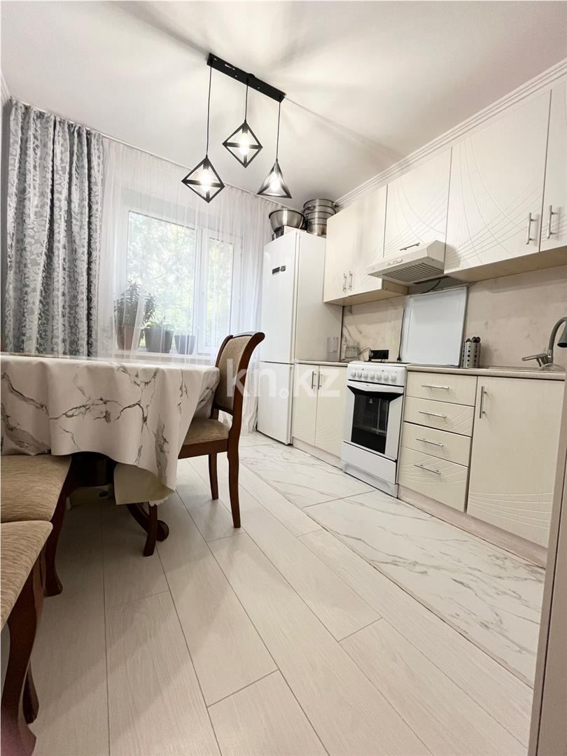 Продажа 3-комнатной квартиры, 64 м², мкр-н Степной-2 в Караганде - фото 2