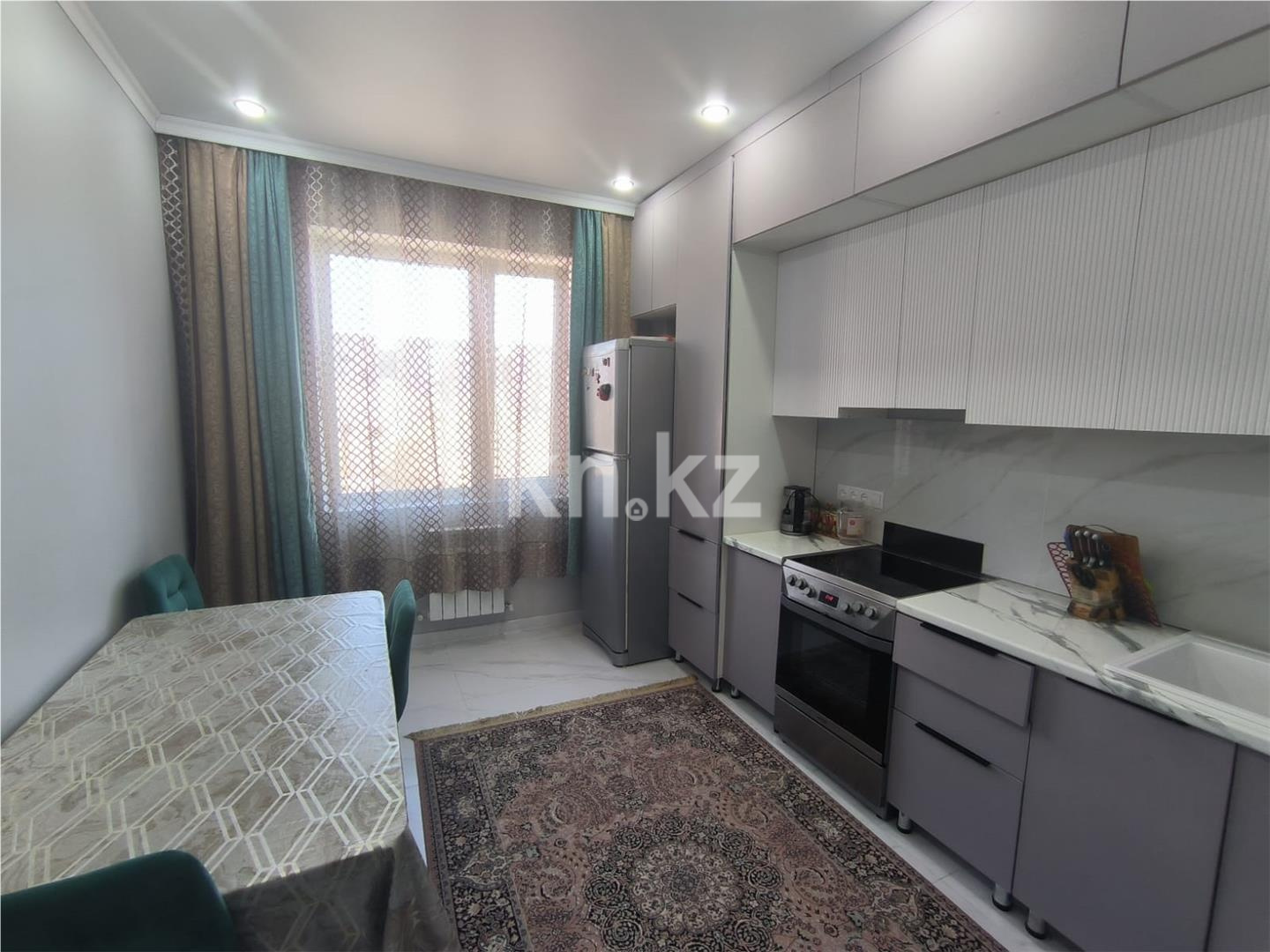 Продажа 3-комнатной квартиры, 86 м², пр. Шахтеров в Караганде - фото 7