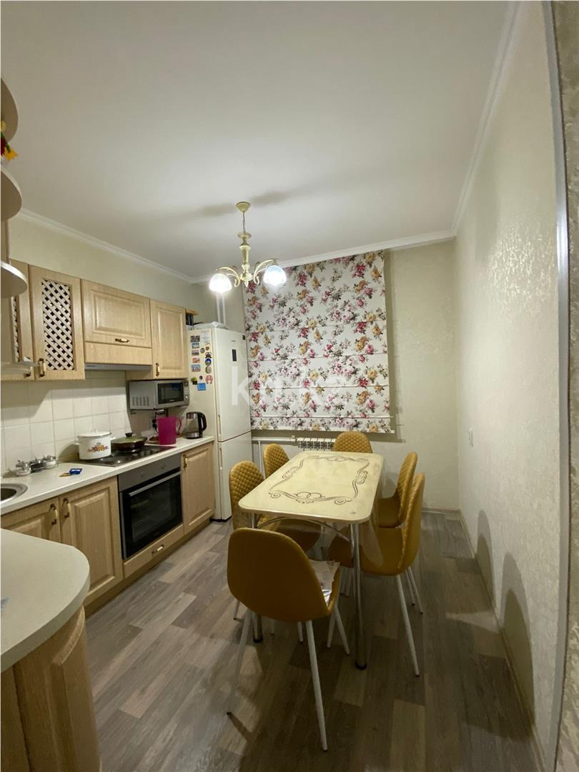 Продажа 3-комнатной квартиры, 65 м², мкр. Степной-4 в Караганде