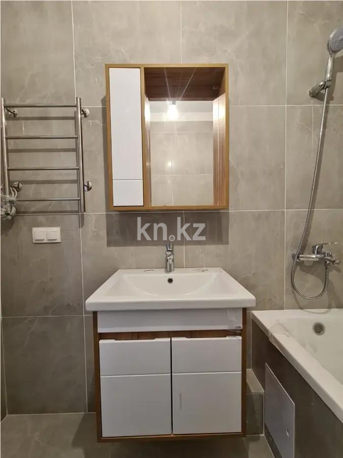 Продажа 1-комнатной квартиры, 40 м², ул. Онгарсыновой, дом  10 в Астане - фото 2