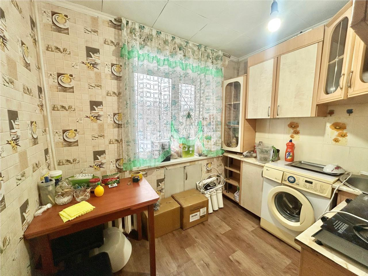 Продажа 2-комнатной квартиры, 47 м², 13 мкр., дом  36 в Караганде - фото 7