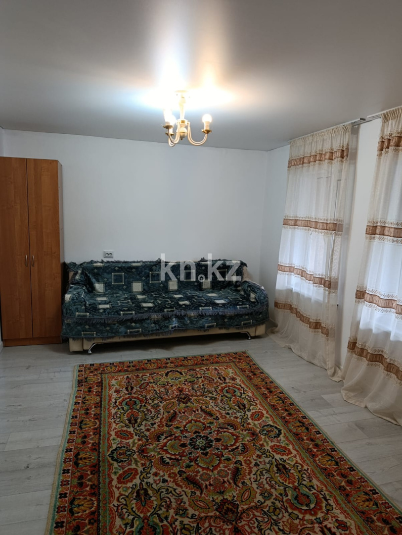 Аренда 1-комнатного дома, 30 м² в Алматы