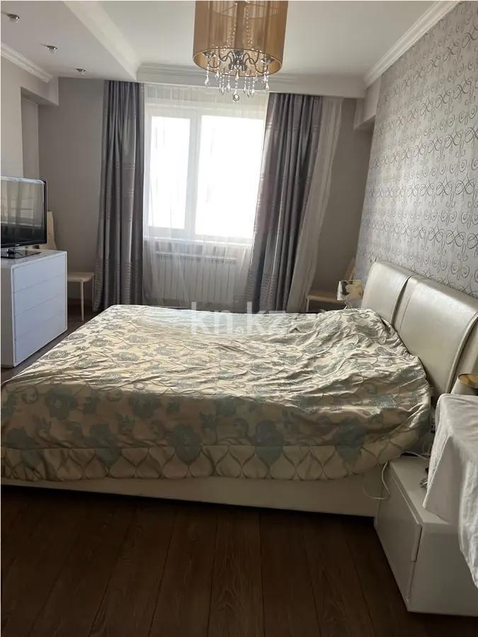 Продажа 3-комнатной квартиры, 127.3 м², пр. Абая, дом  45/1 в Астане - фото 2
