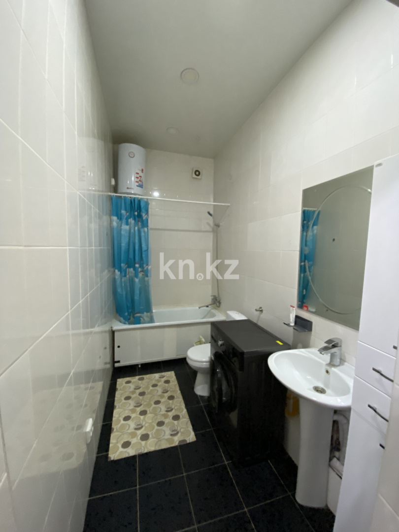 Продажа 2-комнатной квартиры, 55 м², мкр-н Алтын Арка, дом  19 в Караганде - фото 13