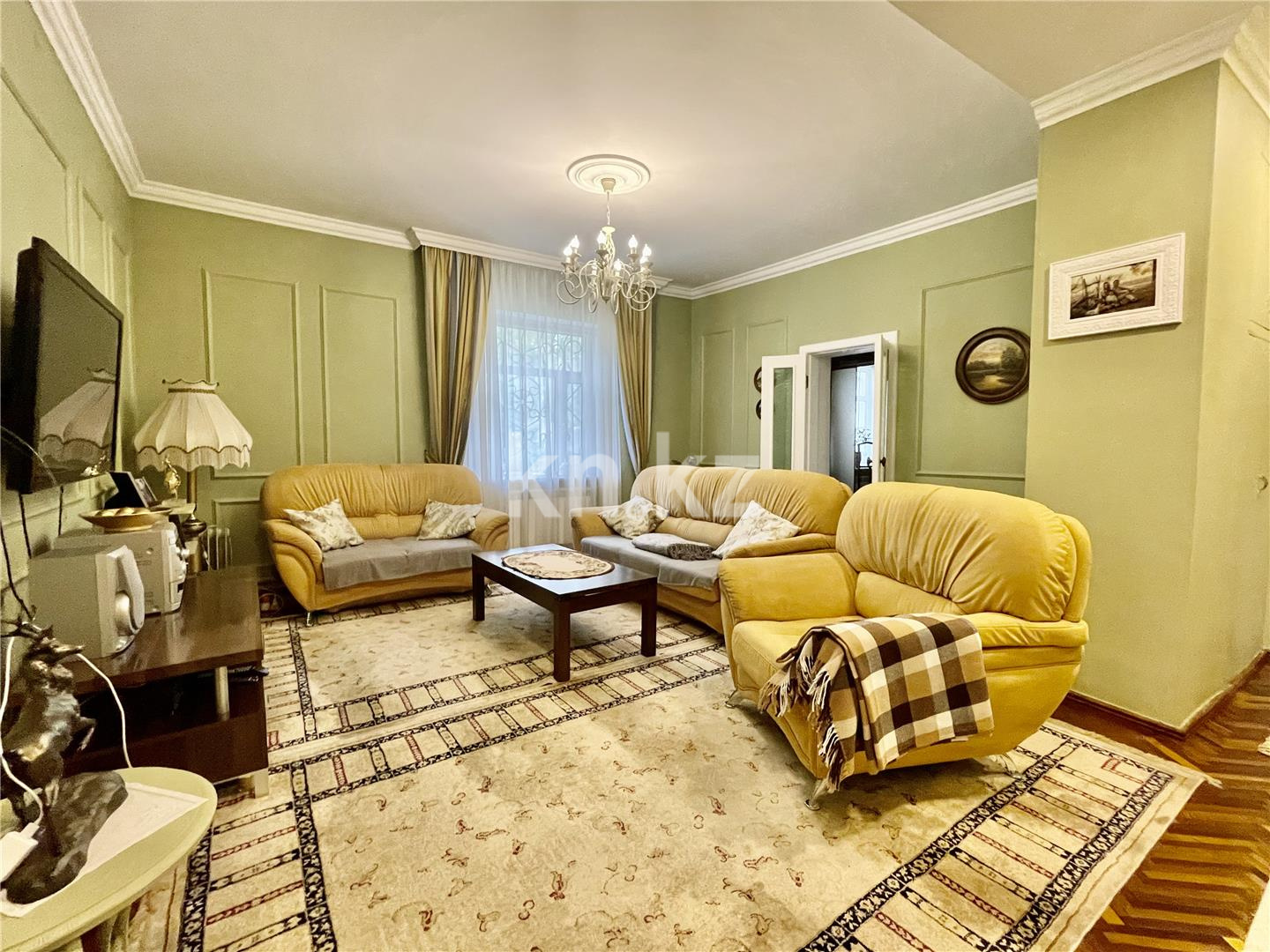 Продажа 4-комнатного дома, 87.9 м², ул. Панфилова, дом  6 в Караганде