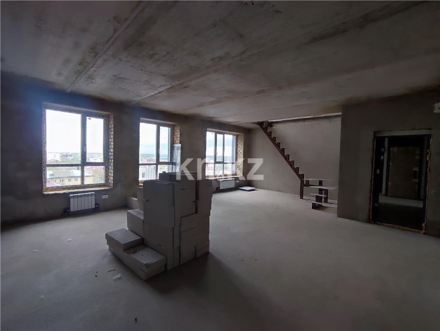 Продажа 4-комнатной квартиры, 111 м² в Караганде - фото 3