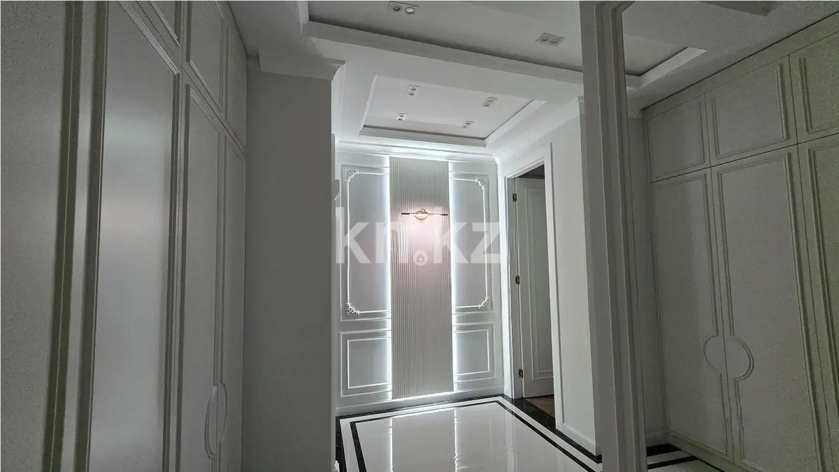 Продажа 3-комнатной квартиры, 112 м², ул. Тыныбаева, дом  18 в Астане - фото 6